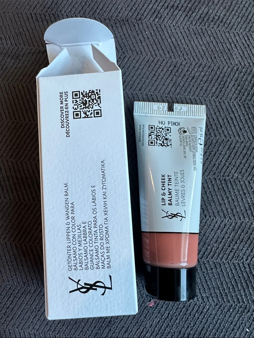 Yves Saint Laurent NU Pinch Lip & Cheek Balm